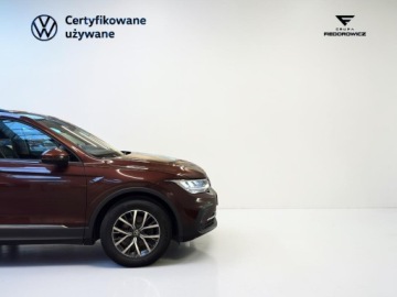 Volkswagen Tiguan II SUV Facelifting 2.0 TDI 150KM 2022 Volkswagen Tiguan Life 2.0 TDI 150KM M-6G. Bezwypa, zdjęcie 8