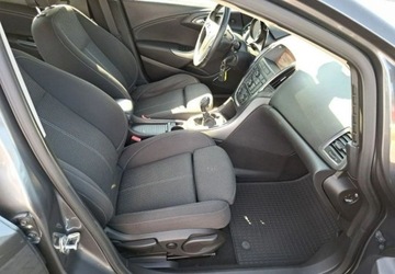 Opel Astra J Sports Tourer 2.0 CDTI ECOTEC 160KM 2011 Opel Astra BDB STAN - hak - nawigacja - klima dwustrefowa - kamera 2.0, zdjęcie 15