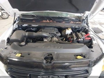  RAM 1500 2022r., Laramie, od ubezpieczalni 5.7 Benzyna 395KM, zdjęcie 11