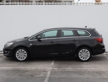 Opel Astra J Sports Tourer Facelifting 1.6 CDTI  136KM 2015 Opel Astra 1.6 CDTI, Salon Polska, Serwis ASO, zdjęcie 2