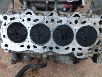 Toyota Yaris 2 1.4 D4D 1-клапанная головка двигателя