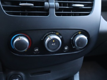 Renault Clio IV Grandtour  1.5 dCi 75KM 2015 Renault Clio 1.5 dCi, Salon Polska, Serwis ASO, zdjęcie 15