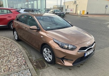 Kia Ceed III Hatchback Facelifting  1.5 T-GDI 160KM 2022 Kia Ceed 1 Wl. , Salon PL , Zadbany , 1.5 benz..., zdjęcie 3