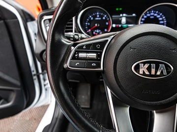 Kia Ceed III Kombi 1.6 CRDi 136KM 2021 KIA Cee&#039;d 1.6 CRDi SCR L Combi 136KM 2021, zdjęcie 11
