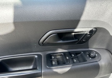 Volkswagen Amarok I Pick Up Double Cab Facelifting 3.0 V6 163KM 2019 Volkswagen Amarok salon PL FV VAT 23 3,0 TDi manualna skrzynia biegow, zdjęcie 21