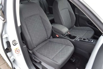 Volkswagen Golf VIII Variant 2.0 TDI 150KM 2022 Volkswagen Golf SalonPL TDI 150KM DSG Pakiety SideAssist Czujniki ACC ALU, zdjęcie 32