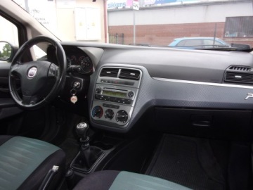 Fiat Punto Grande Punto Hatchback 5d 1.4 8v 77KM 2009 Fiat Punto Salon-Pl, zdjęcie 20