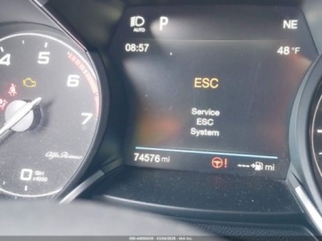 Alfa Romeo Stelvio SUV 2.0 Turbo 280KM 2018 Alfa Romeo Stelvio 2018 r., 2,0L AWD 2.0 Benzyna 280KM, zdjęcie 5