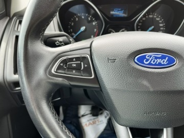 Ford Focus III Kombi Facelifting 1.0 EcoBoost 125KM 2015 Ford Focus Lift / Serwisowany / Bezwypadkowy, zdjęcie 12