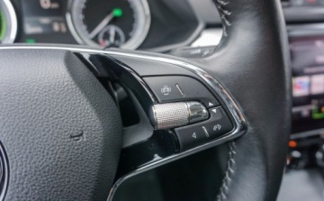 Skoda Superb III Kombi Plug-In Hybrid 1.4 TSI Plug-In-Hybrid 218KM 2021 Skoda Superb Skoda Superb 1.4 Phev Ambition DSG 1.4 Hybryda Plug-in 218KM, zdjęcie 12