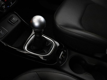 Jeep Compass II SUV 1.4 MultiAir 140KM 2019 Jeep Compass Grzane fotele grzana kierownica klima, zdjęcie 29