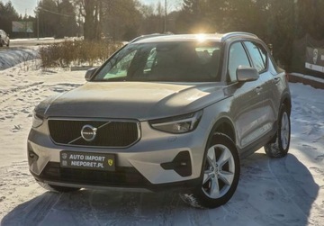 Volvo XC40 Crossover Facelifting 2.0 B3 163KM 2023 Volvo XC 40 Skora 1-WL 2,0 B3 Benz SALON PL Bezwypadkowy 2.0 Benzyna, zdjęcie 2
