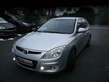 Hyundai i30 I CW 1.6 CRDi 115KM 2008 Hyundai i30 1.6 Stan b.dobry bez rdzy Gwarancja12m, zdjęcie 7