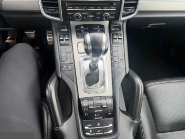 Porsche Cayenne II SUV 4.8 V8 420KM 2014 Porsche Cayenne GTS 4.8 V8 420KM 4x4 2014r, zdjęcie 21