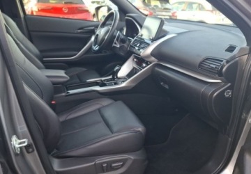 Mitsubishi Eclipse Cross 2021 Mitsubishi Eclipse Cross 2.4 PHEV Instyle Plus 2.4 Benzyna 98KM, zdjęcie 24