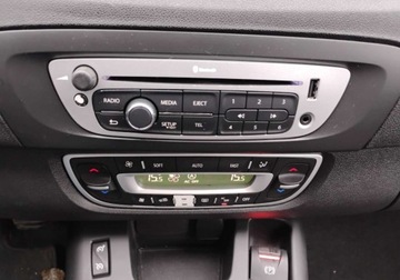 Renault Scenic III Van Facelifting 1.5 dCi FAP 110KM 2013 Renault Scenic 112013r, 1.5 DCI. Lekko uszkodzony lewy tyl. Jezdzi. 1.5, zdjęcie 15