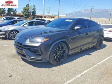 Lamborghini Urus 2023 Lamborghini Urus Performante 2023 4.0 Benzyna 657KM