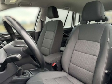 Volkswagen Golf Sportsvan Sportsvan Facelifting 1.0 TSI 115KM 2019 Volkswagen Golf Sportsvan TSI 115KM Comfortline Climatronic LED Aktywny, zdjęcie 9