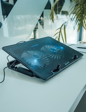 ПОДСТАВКА ОХЛАЖДАЮЩАЯ ПОДСТАВКА ДЛЯ НОУТБУКА 12–17 РЕГУЛИРУЕМЫЕ 2 ВЕНТИЛЯТОРА С USB-СВЕТОДИОДАМИ USB