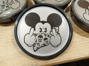 SkinoEu Zaślepki Piasty Kołpak na Felgi CX 2 Miki Bandyta 4szt