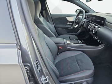 Mercedes Klasa A W177/V177 2023 Mercedes-Benz Klasa A A 250 e AMG MULTIBEAM LED Panorama Burmester Ni, zdjęcie 14