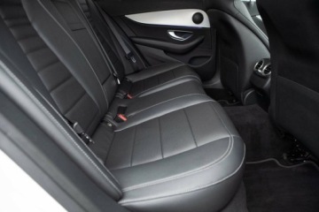 Mercedes Klasa E W213 Limuzyna 2.0 220d 194KM 2020 Mercedes-Benz Klasa E E220d 4 Matic AMG Salon Polska Autotrade Mercedes, zdjęcie 26