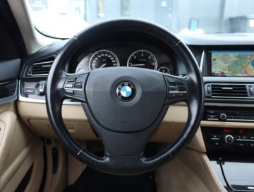 BMW Seria 5 F10-F11 Touring Facelifting 520d 190KM 2016 BMW 5 520d, Salon Polska, 187 KM, 4X4, Automat, zdjęcie 22