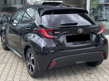 Toyota Yaris IV Hatchback Facelifting 1.5 Hybrid Dynamic Force 116KM 2025 Od ręki - Style 1.5 Hybrid 116KM | Podgrzewane fotele!, zdjęcie 2