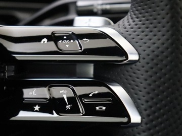 Mercedes CLE Coupe 2.0 300 258KM 2025 MERCEDES-BENZ CLE 300 4-Matic AMG Line 2.0 (258KM) 2025, zdjęcie 5