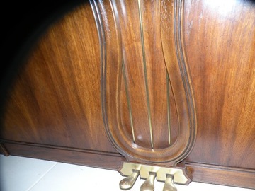 Стилизованное пианино KIMBALL, производство США.