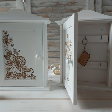 Szafka Wisząca Na klucze Zamykana Góralski Styl Prezent Na Parapetówkę