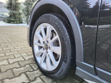 Volkswagen Golf VIII Alltrack 2.0 TDI 200KM 2022 Volkswagen Golf Alltr. 4Mot. ASO 2.0TSI 200KM bezwypadkowy pakiety panoram, zdjęcie 9