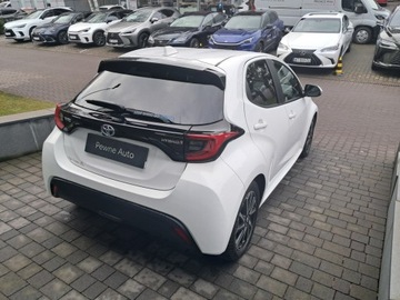 Toyota Yaris IV Hatchback 1.5 Hybrid Dynamic Force 116KM 2023 Toyota Yaris Hybrid 1.5 Comfort IV (2020-), zdjęcie 3