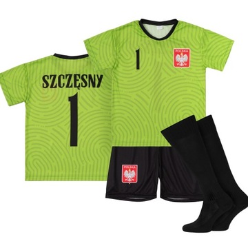 Komplet / strój piłkarski SZCZĘSNY POLSKA 1 + getry rozm.146