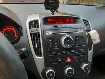 Kia Ceed I Hatchback 5d Facelifting 1.6 CRDi WGT 90KM 2011 KIA CEE'D (ED) 1.6 CRDi 90 KM, zdjęcie 7