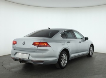 Volkswagen Passat B8 Limousine 2.0 TDI BlueMotion Technology 150KM 2016 VW Passat 2.0 TDI, Salon Polska, Serwis ASO, zdjęcie 4