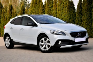 Volvo V40 II Hatchback 1.6 D2 115KM 2013 Volvo V40 Cross Country D2 Cross Country Radar Led