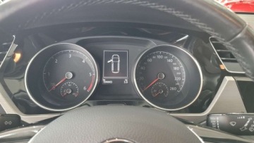 Volkswagen Touran III 1.6 TDI 110KM 2016 Volkswagen Touran TOURAN 7foteli Navi Aktywny tempomat Xenon Masaze MOZLIW, zdjęcie 13