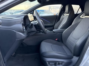 Toyota C-HR II SUV Plug-In 2.0 Hybrid Dynamic Force Plug-in  223KM 2024 Toyota C-HR 2.0 PHEV Executive 2.0 PHEV Executive|, zdjęcie 12