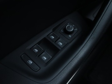 Volkswagen Passat B8 Limousine 1.8 TSI BlueMotion Technology 180KM 2017 VW Passat 1.8 TSI, Salon Polska, Serwis ASO, zdjęcie 14