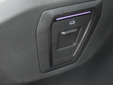 BMW Seria 5 G90-91 Touring 2.0 520d 197KM 2025 BMW Seria 5 BMW 520d xDrive Limuzyna 2.0 Diesel 197KM, zdjęcie 28