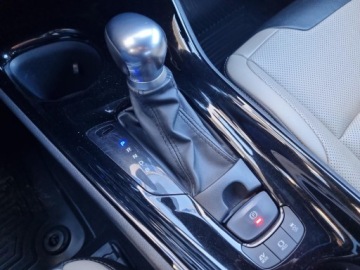 Toyota C-HR I Crossover 1.8 Hybrid 122KM 2018 Toyota C-HR 1.8 Hybrid Selection C-HR HSD SELECTIO, zdjęcie 21