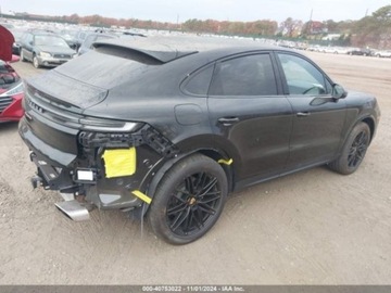 Porsche Cayenne III 2024 Porsche Cayenne Coupe, 2024r., 4x4, 3.0L 3.0 Benzyna 348KM, zdjęcie 2