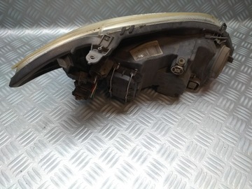 ФОНАРЬ ПЕРЕДНИЙ ЛЕВЫЙ TOYOTA COROLLA E12 ЕВРОПА XYZ