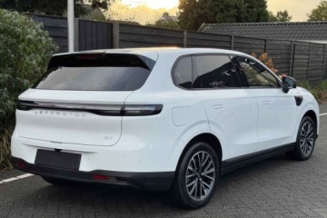 Leapmotor 2026 Od ręki - B10 Design Hybrid EV 18,8 kWh 218KM, zdjęcie 3