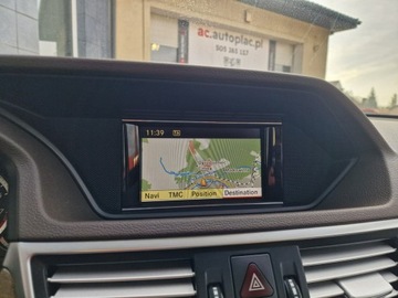 Mercedes Klasa E W212 Limuzyna 250 CGI BlueEFFICIENCY 204KM 2010 Mercedes E 250 CGI Elegance Automat Navi Skóry, zdjęcie 26