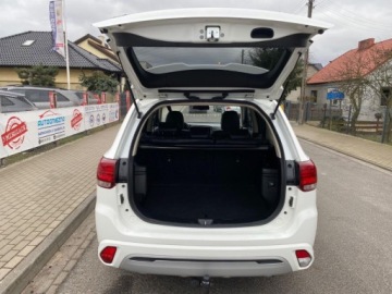 Mitsubishi Outlander III SUV PHEV Facelifting 2020 2.4 PHEV 224KM 2021 Mitsubishi Outlander HYBRYDA PHEV AUTOMAT NAWIGACJA LEDY KAMERA SKORY 4X4, zdjęcie 24