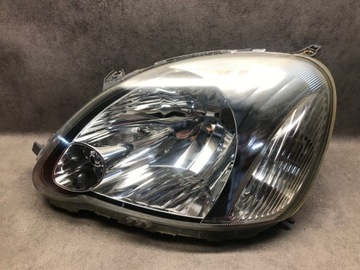 LAMPA LEWY PRZÓD TOYOTA YARIS I LIFT