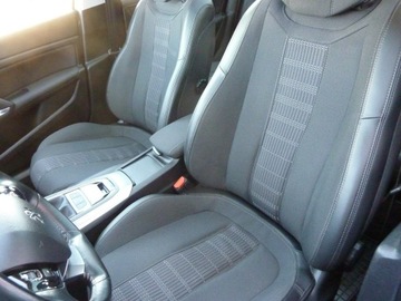 Peugeot 308 II SW Facelifting 1.2 PureTech 130KM 2018 Peugeot 308 ALLURE*Benzyna131, zdjęcie 12