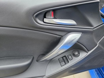 Fiat 124 Spider 1.4 MultiAir II 140KM 2016 FIAT 124 Spider Lusso* 1.4l benzyna Turbo 140KM 19,272km Dokumentacja, zdjęcie 8